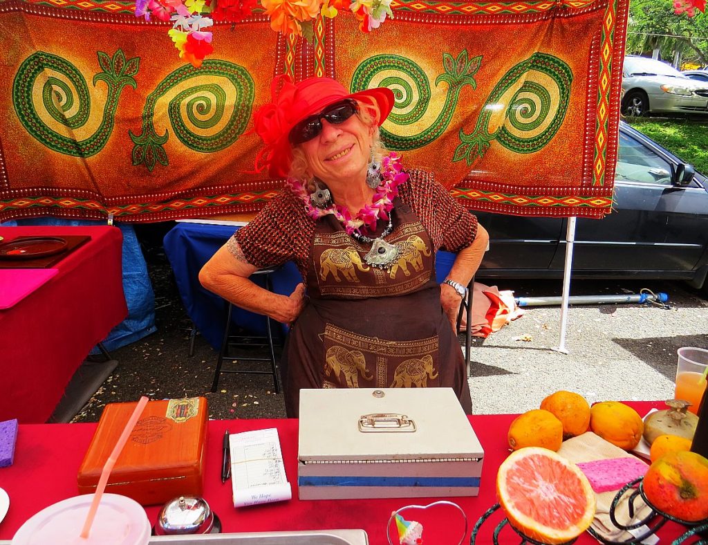 Why You Shouldn't Miss The KCC Farmer's Market On Oahu, Hawaii